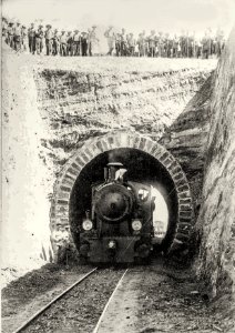 The first train passing through the bricked Auas Tunnel