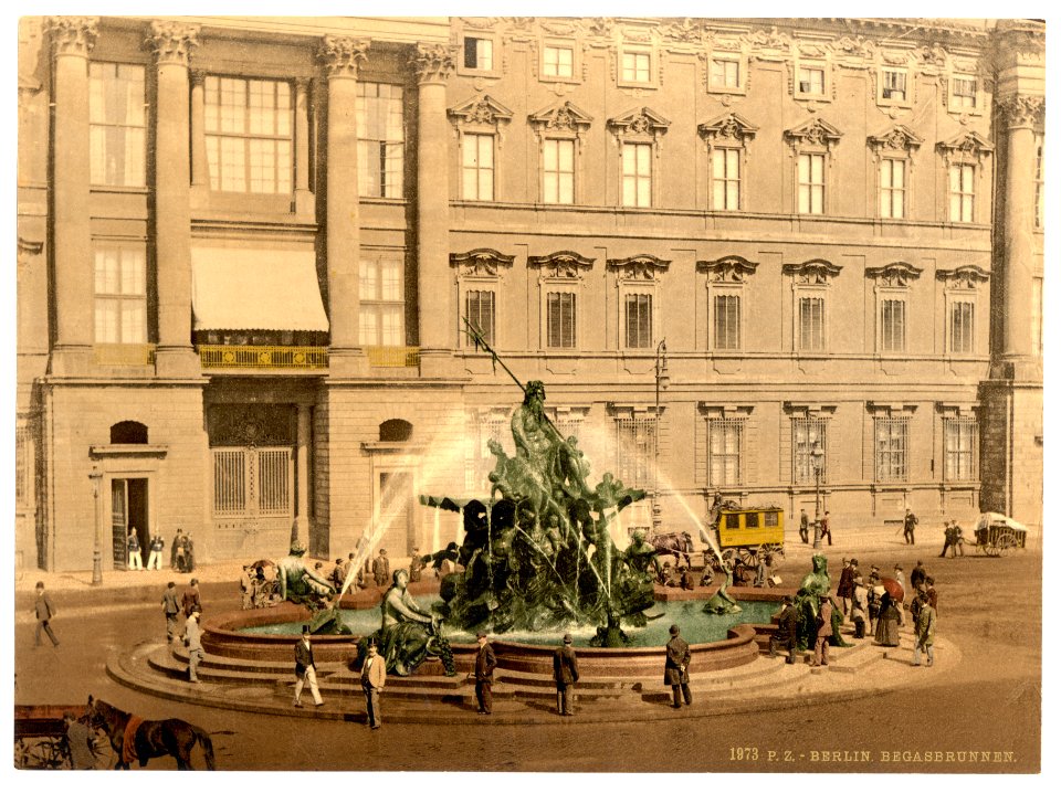 The Fountain, Royal Palace, Berlin, Germany-LCCN2002713610
