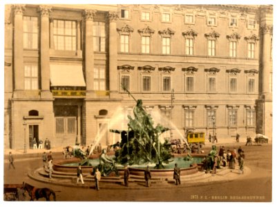 The Fountain, Royal Palace, Berlin, Germany-LCCN2002713610