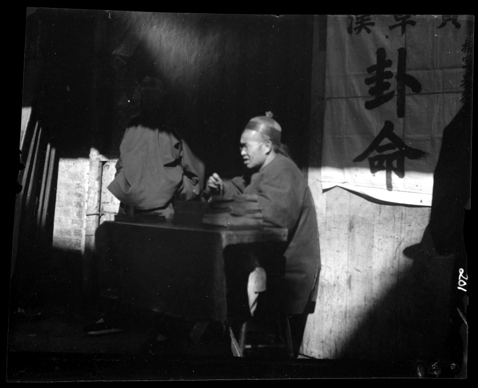 The fortune teller, Chinatown, San Francisco LOC agc.7a08999