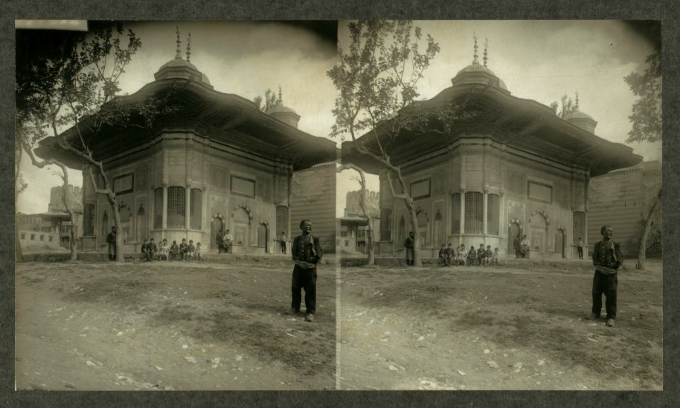 The Fountain of Sultan Ahmet, Constantinople LCCN2004672934
