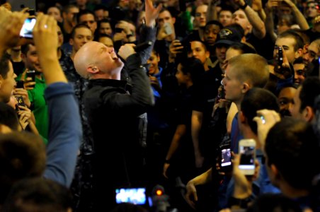The Fray performs aboard USS George Washington. (8200236500)