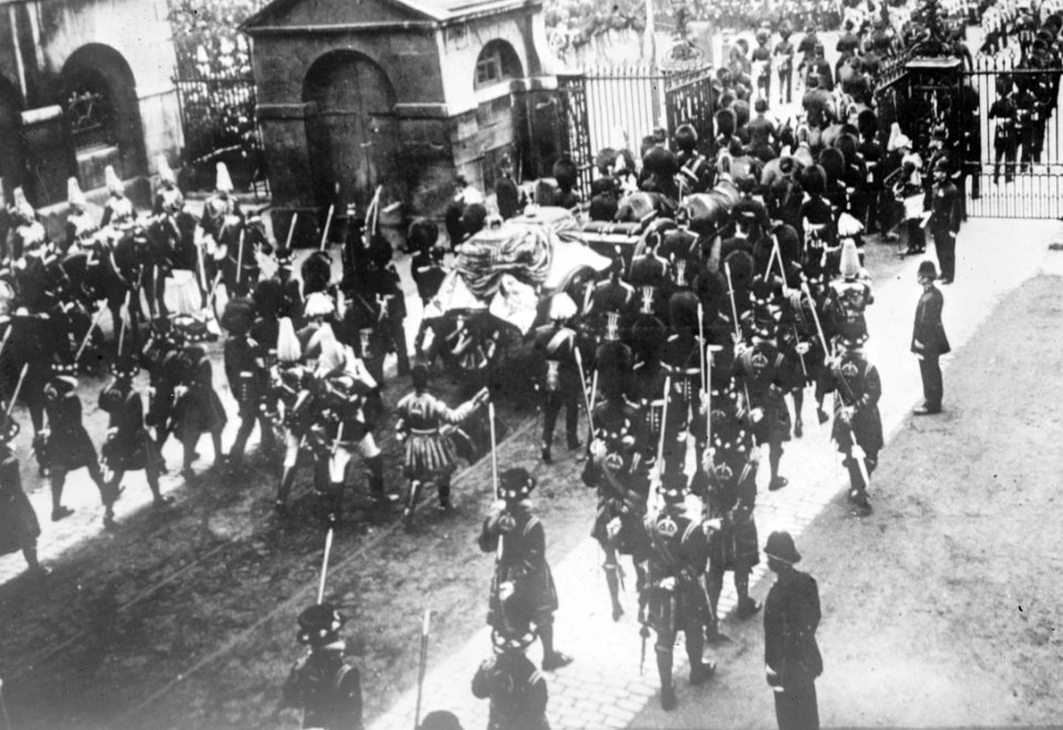 The Funeral Procession of His Late Majesty King Edward VII LCCN2014688193 (cropped)