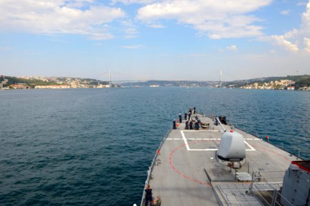 The guided missile destroyer USS Ross (DDG 71) transits the Bosporus en route to the Black Sea Sept 140903-N-IY142-210