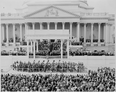 The inaugurationof President Harry S. Truman and Vice President Alben W. Barkley. Photograph showing the inaugural... - NARA - 199974