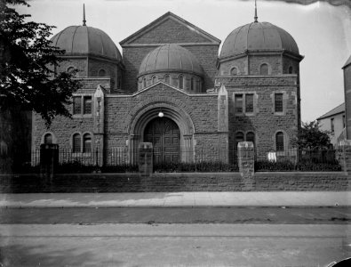 The Jews Synagogue, Cardiff (4641614) photo
