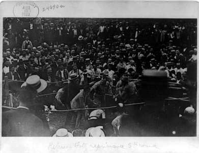 The John L. Sullivan-Jake Kilrain boxing match at Richburg, Miss. LCCN2002706357