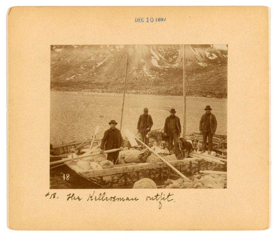 The Kellersman outfit LCCN2005680642