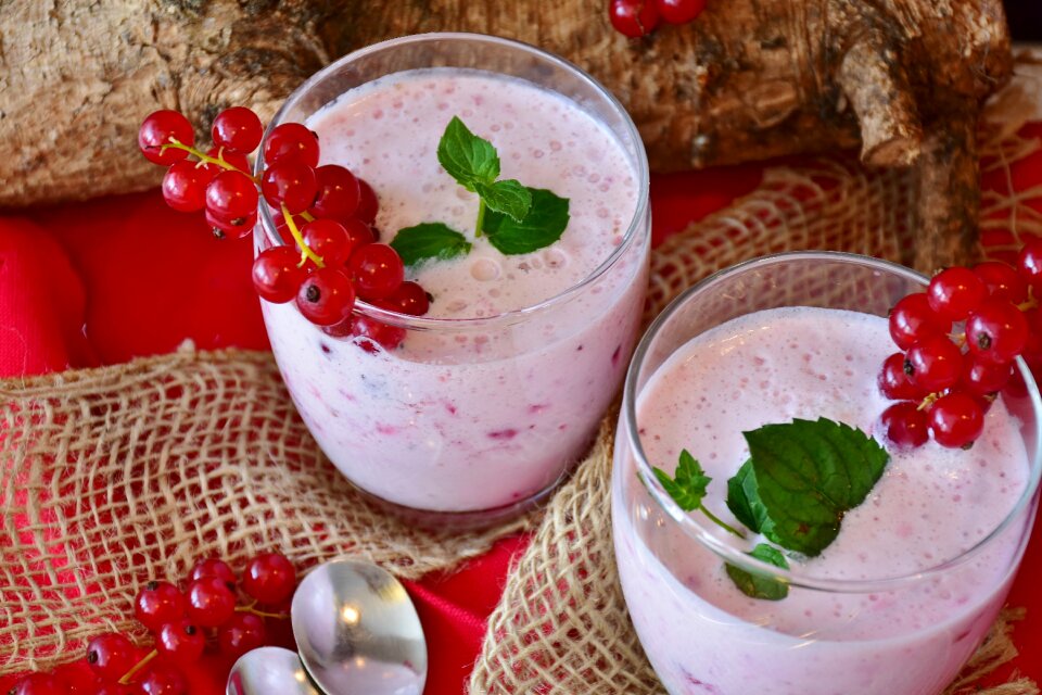 Drink berry shake milk beverage