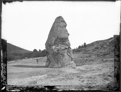 The Liberty Cap, Mammoth Hot Springs, Yellowstone - NARA - 516813
