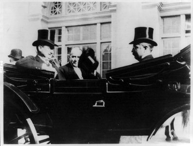 The last photo ever taken of President McKinley, at Buffalo, N.Y., with John G. Milburn and Goerge B. Cortelyou, on his way (in carriage) to the Temple of Music where he was fatally wounded LCCN2005683537