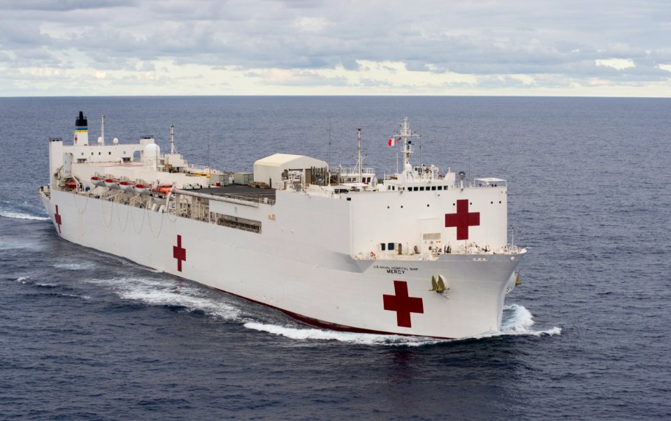 The Military Sealift Command hospital ship USNS Mercy (T-AH 19) participates in Pacific Partnership 2015 150527-N-BK290-800