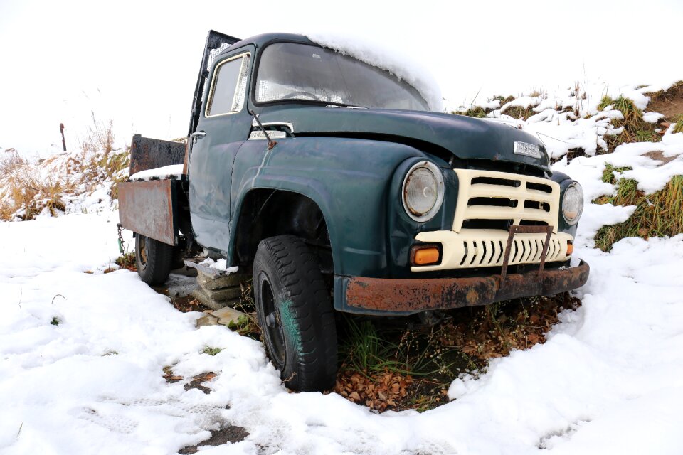 Hokkaido automotive snow