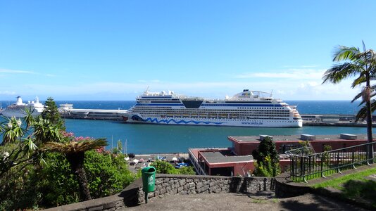 Coast aida cruise ship photo