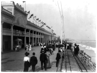 The New board walk, Rockaway, L.I. LCCN89710790
