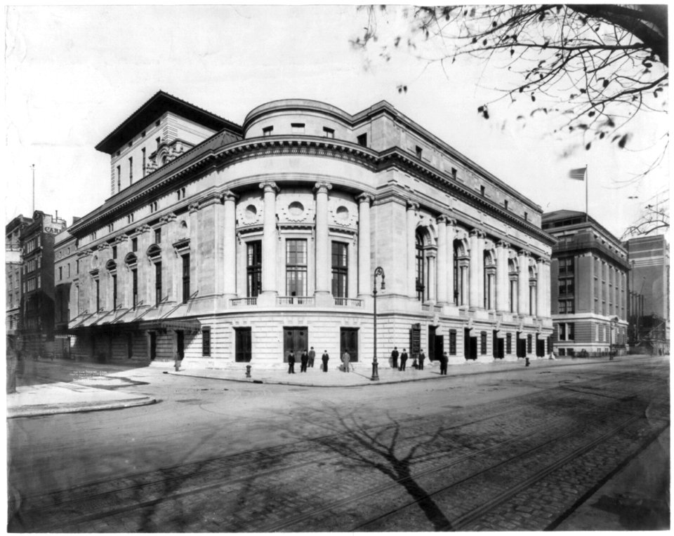 The New Theatre, Central Park West 62nd & 63rd Sts. LCCN2003677483