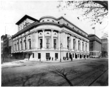 The New Theatre, Central Park West 62nd & 63rd Sts. LCCN2003677483