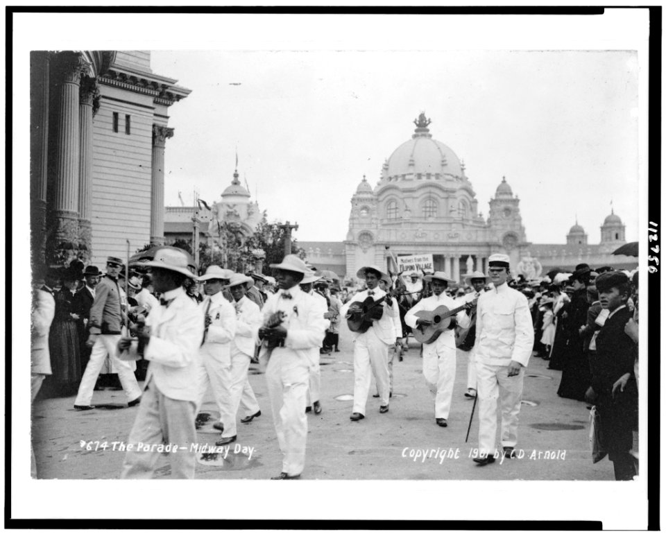 The parade - Midway Day LCCN95502301