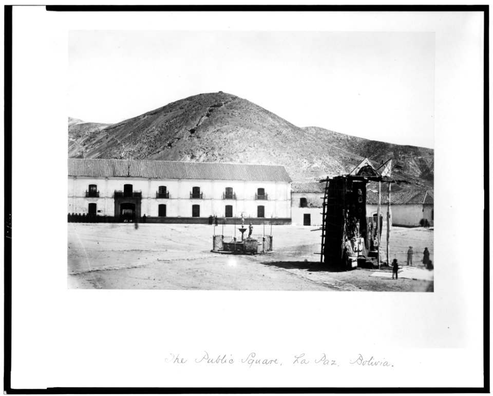 The Public square, La Paz, Bolivia LCCN93517185