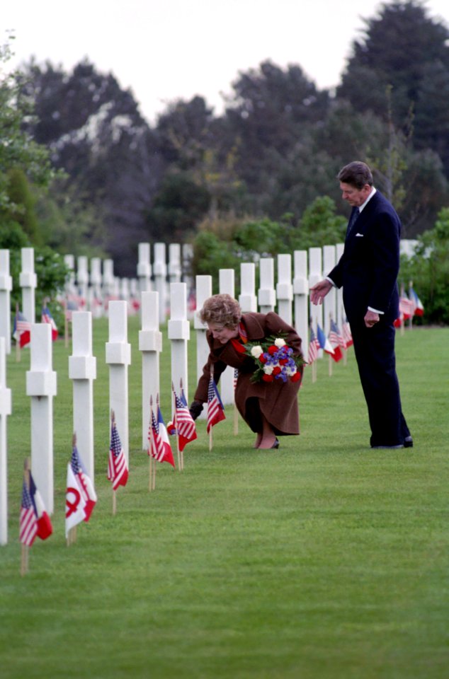 The Reagans visit the grave of Theodore Roosevelt Jr at Omaha Beach Cemetery