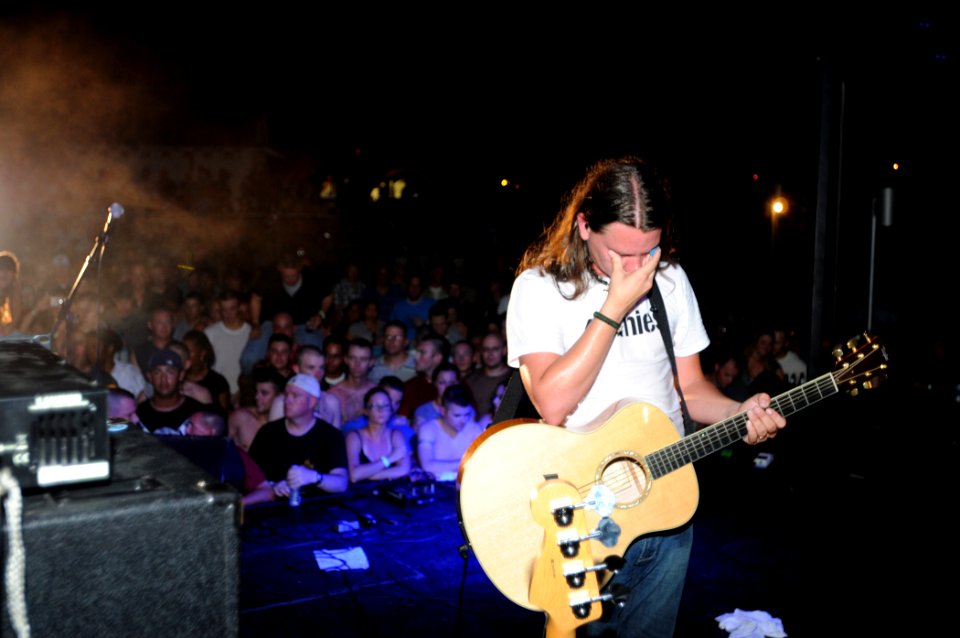 The Red Jumpsuit Apparatus Rocks Guantanamo Bay DVIDS285636