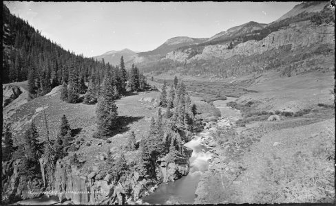 The Rio Grande between Lost Trail and Pole Creeks, San Cristobal Quadrangle. Hinsdale County, Colorado. - NARA - 517124