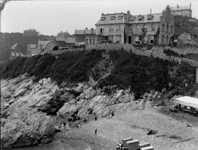 The Rocks, Langland, Swansea (4785909)