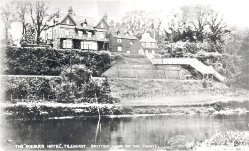 The Roebuck Hotel, Oxford Road, Tilehurst, 1904 photo