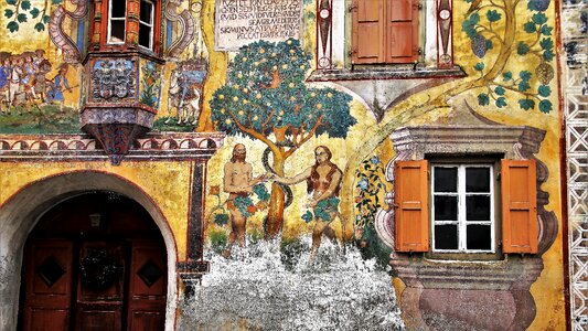 The art of culture history