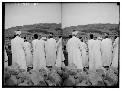 The Samaritan Passover on Mt. Gerizim. Praying with faces toward Gerizim. LOC matpc.01851