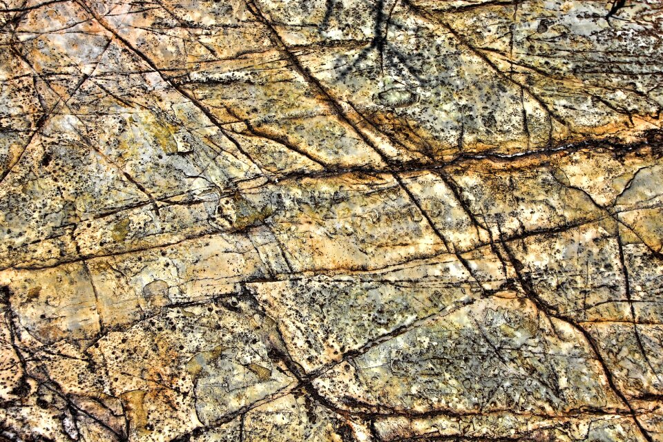 Structure pattern abstract