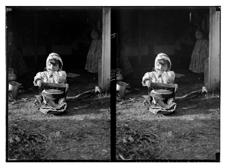 The Samaritans of Nablus (Shechhem). Baby Samaritan. LOC matpc.01839