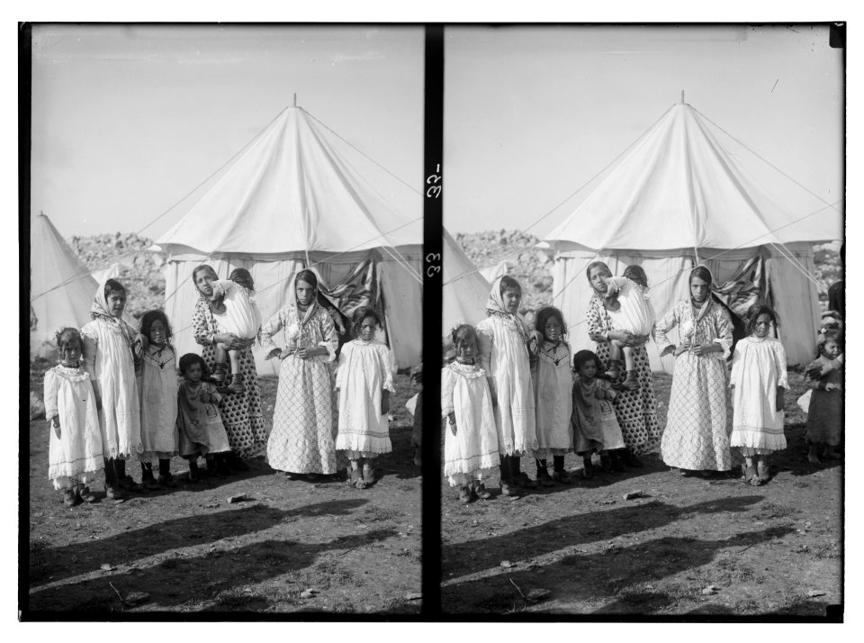 The Samaritans of Nablus (Shechhem). Samaritan mothers and their children. LOC matpc.01838