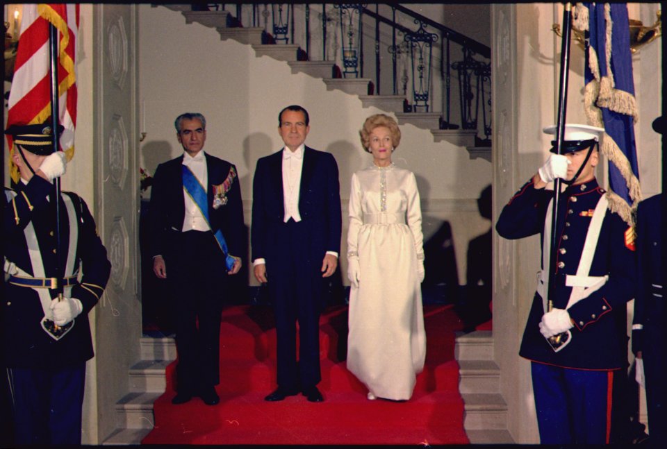The Shah of Iran, President Nixon, and Mrs. Nixon in formal attire for a state dinner in the White House - NARA - 194302