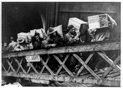 The Strike of the longshoremen LCCN89706989