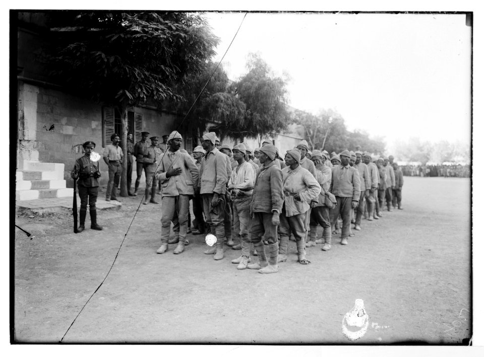The surrender of Jerusalem to the British December 9th, 1917. Turkish prisoners. LOC matpc.05789
