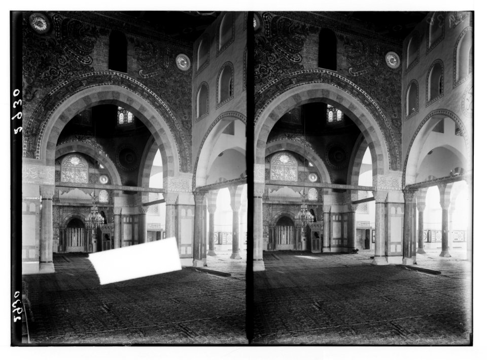 The Temple area. Mosque el Aksa (i.e., al-Aqsa), int(erior). Restored arches supporting the dome. LOC matpc.02504