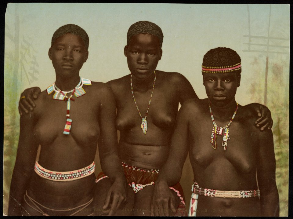 The Three Graces - Zulu girls, South Africa LCCN2017657662
