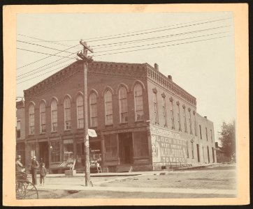 The town-hall , Charleston, Ills., where Lincoln addressed the people of the town when he paid his last visit to his stepmother in February 1861 LCCN2008680973