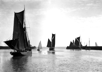The trawler 'Roma' (1906) (LT410) with an unidentified trawler sailing out of the outer harbour. RMG P27509