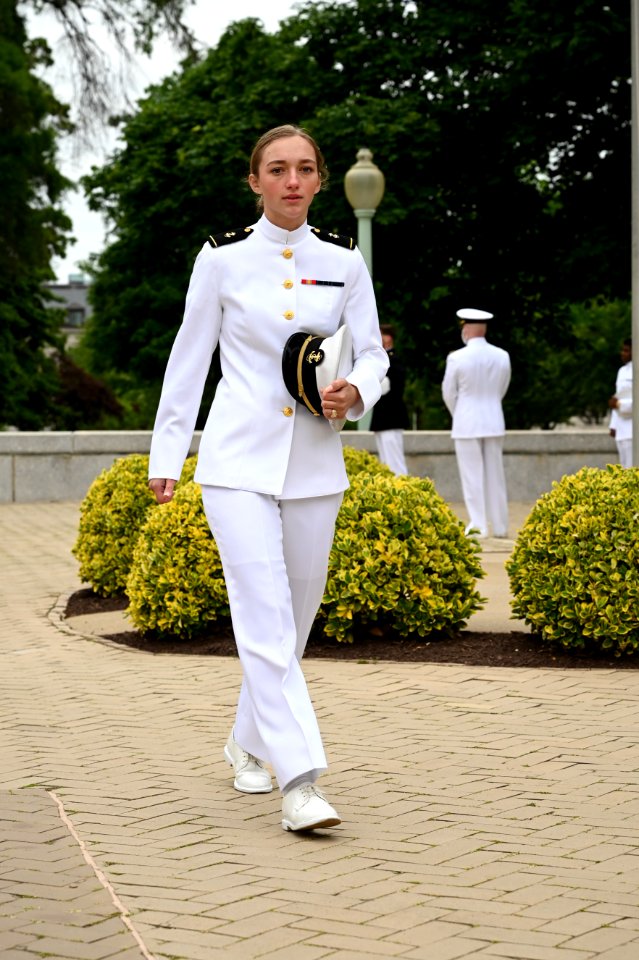 The United States Naval Academy holds the fifth swearing-in event for the Class of 2020 (49923344771)