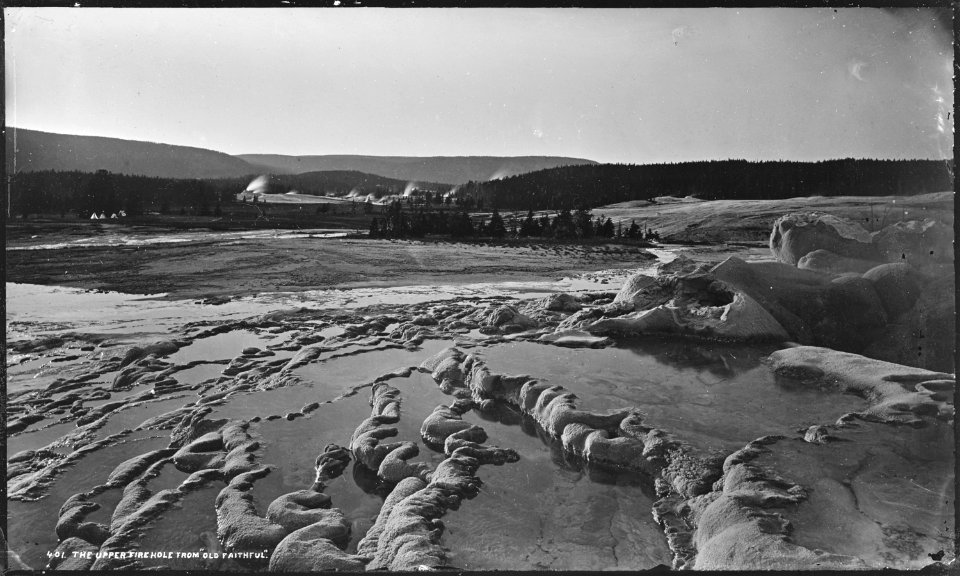 The upper Fire Hole, from Old Faithful. Yellowstone National Park. - NARA - 517241