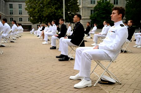 The United States Naval Academy holds the fifth swearing-in event for the Class of 2020 (49923819531)
