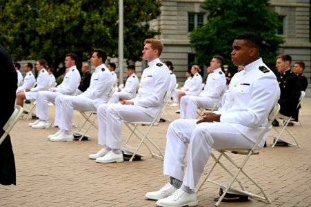 The United States Naval Academy holds the fifth swearing-in event for the Class of 2020 (49923300473)