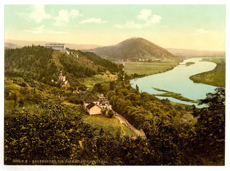 The Walhalla with view in the Danube Valley, Ratisbon (Regensburg), Bavaria, Germany-LCCN2002696172