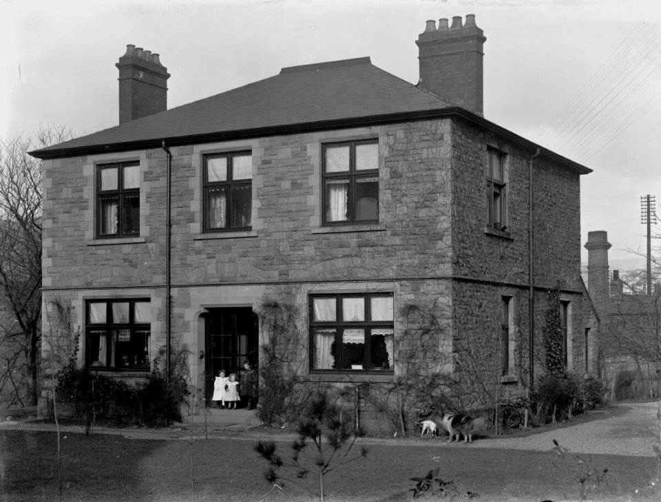 The Vicarage, Abertillery (4641666)