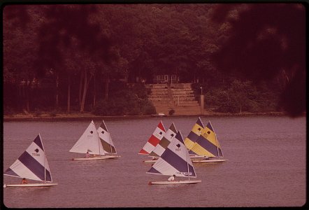 The-fourth-annual-spring-sunfish-regatta-of-the-louisville-sailing-club-june-1972 7651281466 o