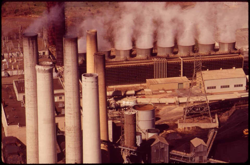 The-pepco-potomac-electric-power-company-power-plant-at-the-anacostia-river-april-1973 7461356058 o