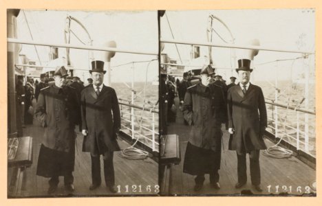 Theodore Roosevelt and Admiral (Fighting Bob) Evans on the Mayflower LCCN2010645466
