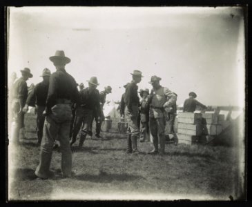 Theodore Roosevelt in conference, Rough Riders military camp, Montauk Point, New York LCCN2013651529